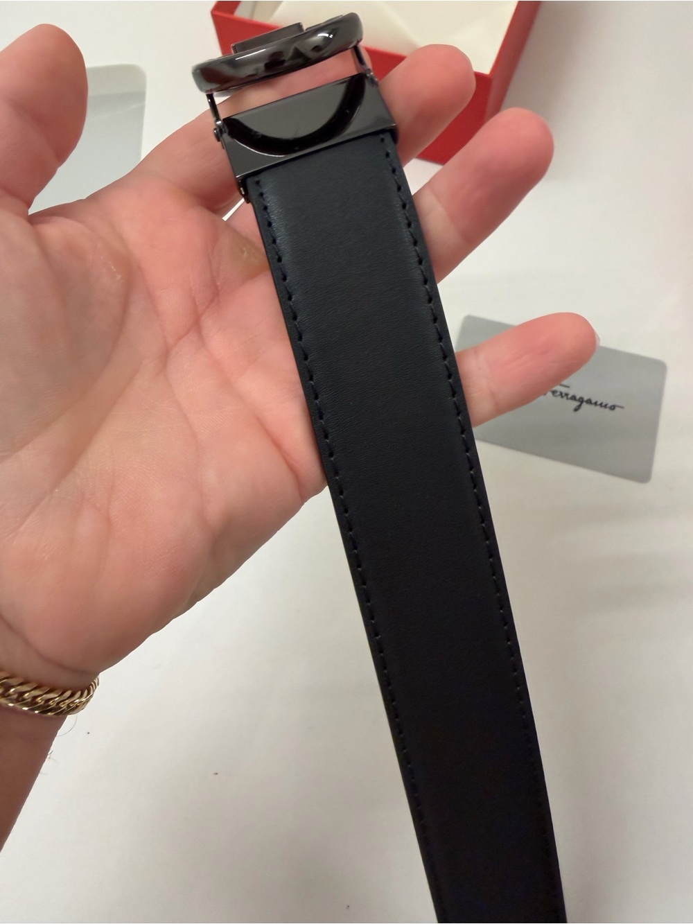 Salvatore Ferragamo Reversible Black & Brown Leather Double Gancini Belt - Picture 4 of 11